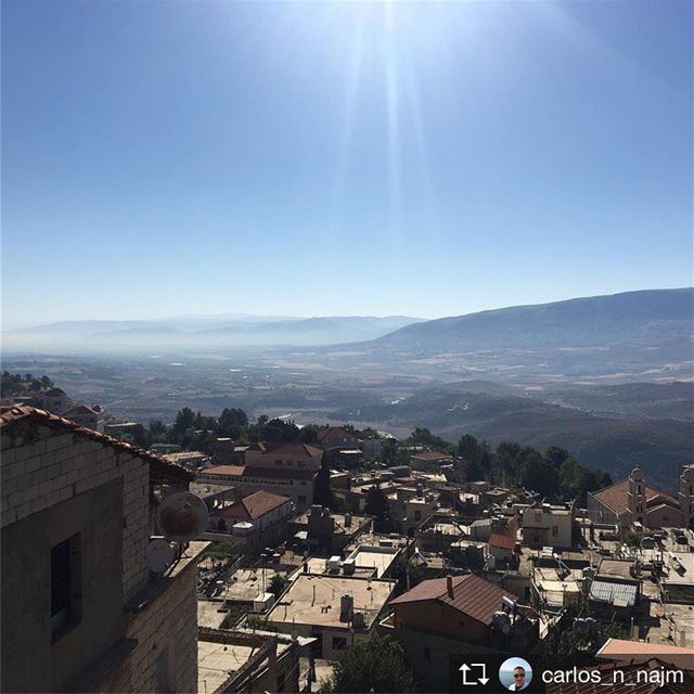 Repost from @carlos_n_najm Waking up to this view 😍😎☀️☀️ ... (Saghbîne, Béqaa, Lebanon)