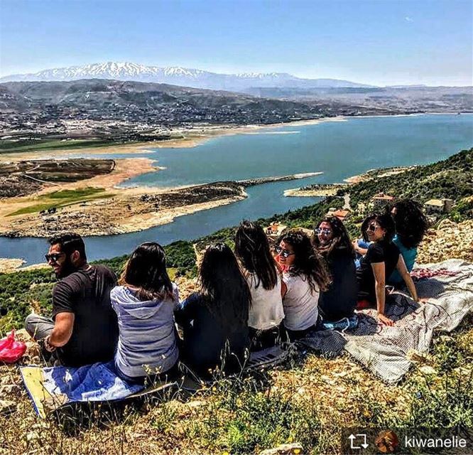 Repost from @kiwanelie When your all homies are right beside you <3 ... (Saghbîne, Béqaa, Lebanon)