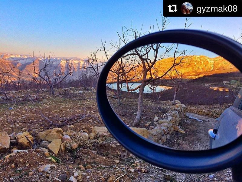  Repost @gyzmak08・・・Think outside the box and draw the perfect picture...