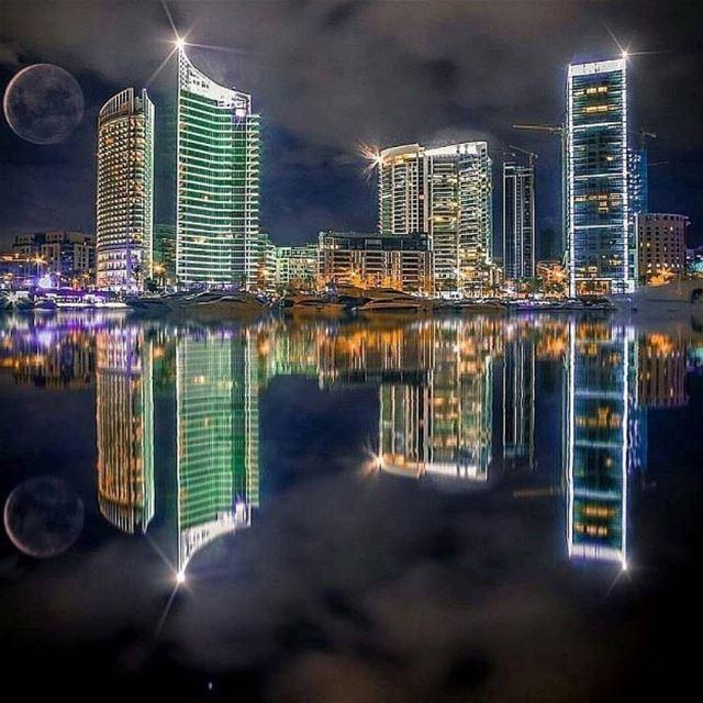@repost @jamjammal  breathtakingly beautiful 👍🇱🇧❤ perfect  shot ... (Beirut, Lebanon)