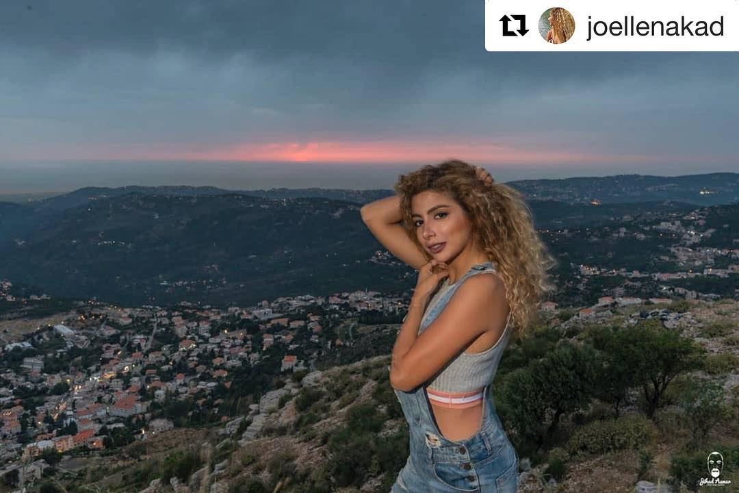  Repost @joellenakad with @get_repost・・・Favorite Posing Background 🌄📸... (Falougha, Mont-Liban, Lebanon)