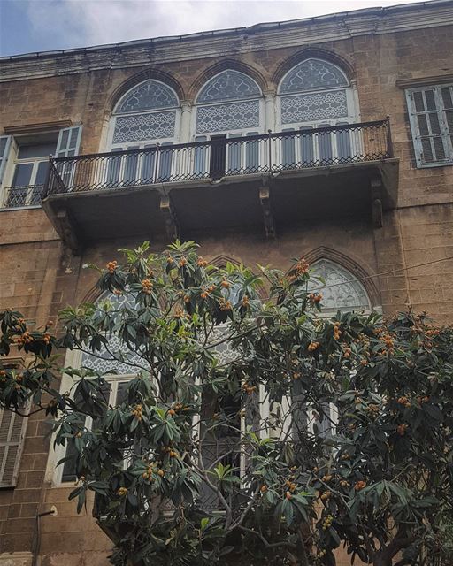 Run and explore ..My Lebanese traditional beautiful houses..And... (Ain El Mreisse, Beyrouth, Lebanon)