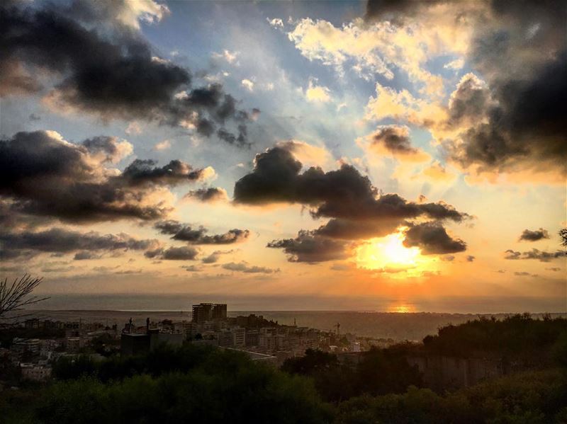 s u n s e t .. 🇱🇧 lebanon  lebanon_hdr  sun  sunset beirut  beyrouth ... (Baabda District)