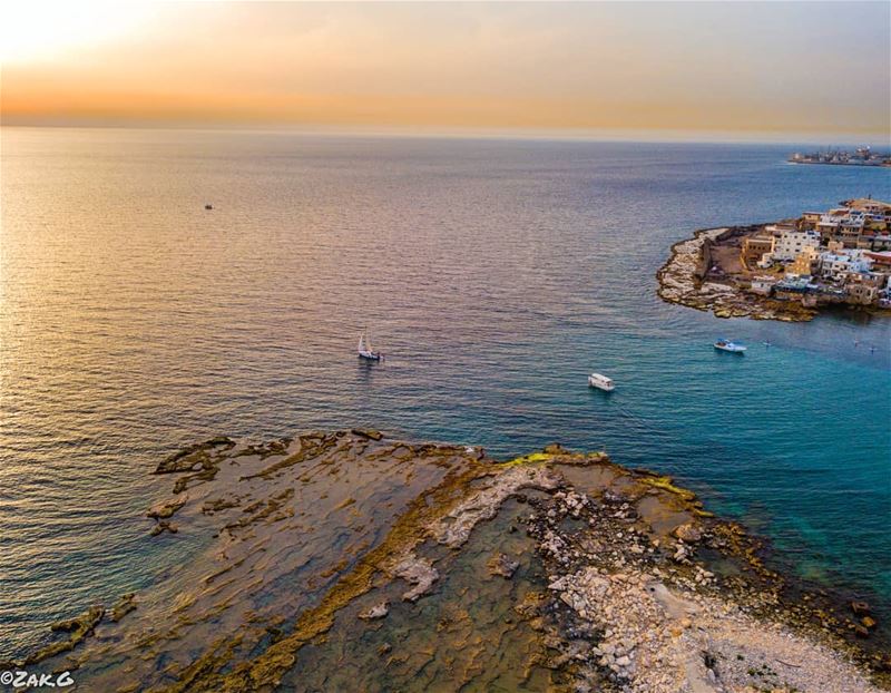 Sailing to the sunset on a blue shore.  batroun  lebanon  leb  sea ... (Batroûn)