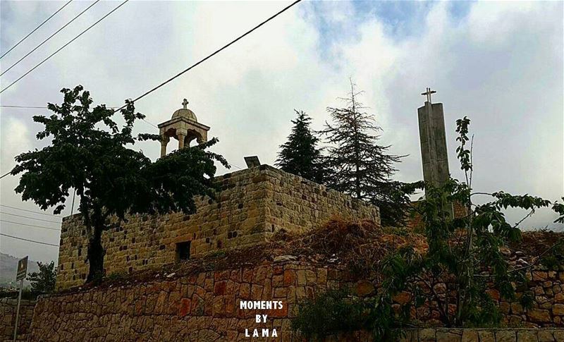 Saint sarkis old church ✝كنيسة سانت سركيس القديمة LAMA_YOUSSEF ... (Tannurin At Tahta, Liban-Nord, Lebanon)