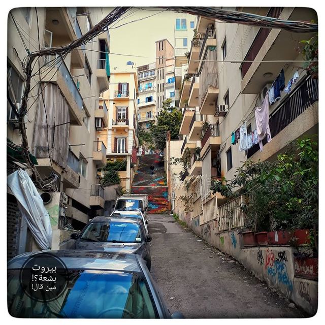 🇱🇧 Small  alley... بيروت_مش_بشعة  بيروت uglybeirut  beirut ... (Mar Mikhael-Armenia The Street)