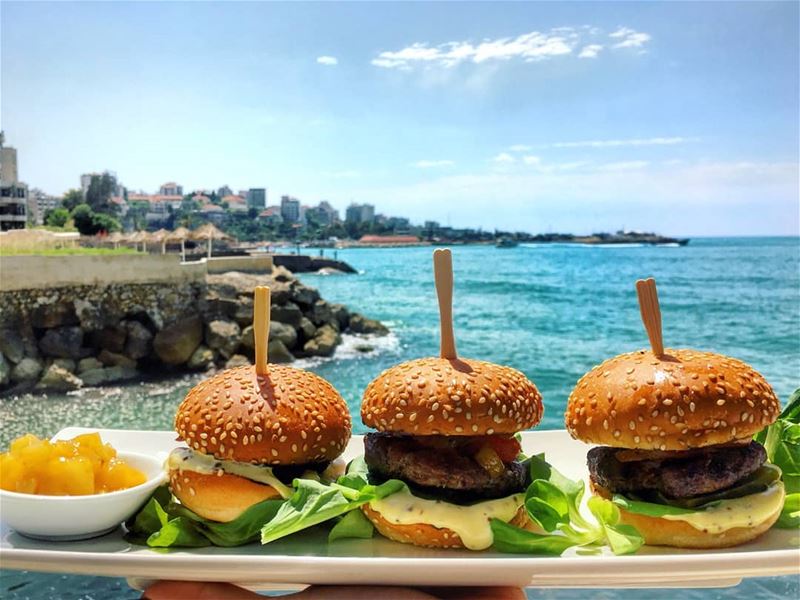 Some have a boat, others have a bloat 🛶🙋🏼‍♀️...... burger  beach ...
