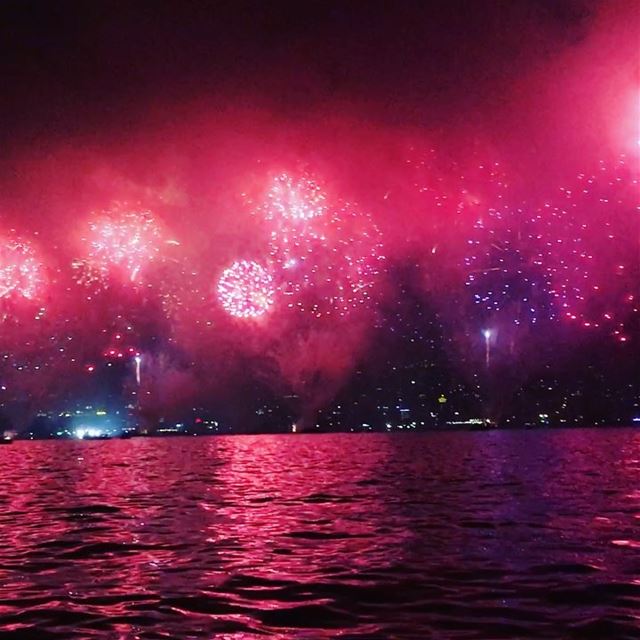 Sparks fly like the 4th of July 🎉🎇🎆  jounieh  jouniehbay  fireworks ... (Jounieh Summer Festival)