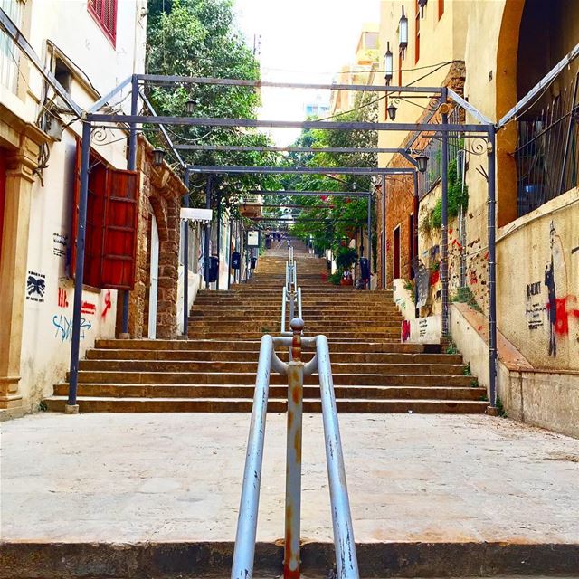 staircase  stairs  architecture  archilovers  architecturelovers  streer ... (Gemmayzeh, Beirut)