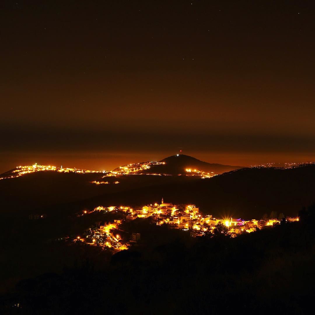  Starry  night 🌌 ..... night nightphotography nightshot landscape... (Haïtoura, Al Janub, Lebanon)