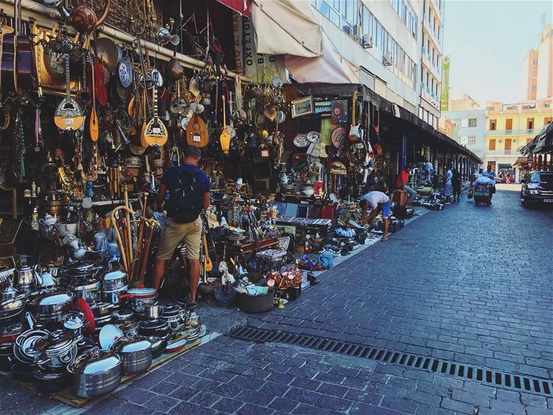 Street shops 🎼... Athens  greece  greece🇬🇷  greece💙  shops  street... (Monastiraki Athens Attiki- Μοναστηράκι Αττικής)