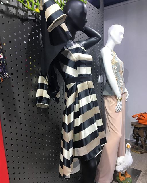 Striped dress with it's matching jacket by @zimo_store ... shop ... (El Mtaïleb, Mont-Liban, Lebanon)
