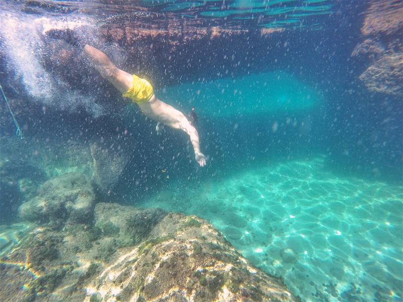 🌊🌞..... summer beach oceon water underwater diving freediving... (Kfarabida Batroun)