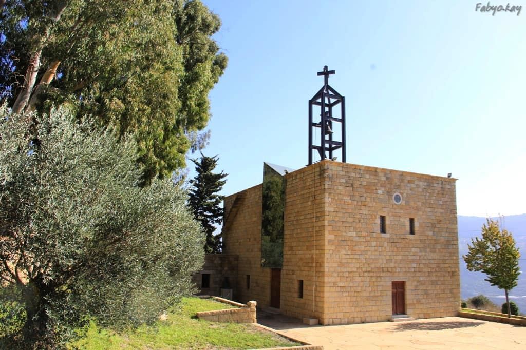  Sunday Church JesusChrist Cross oldchurch libanon heritage lebanon... (Rechmaya)