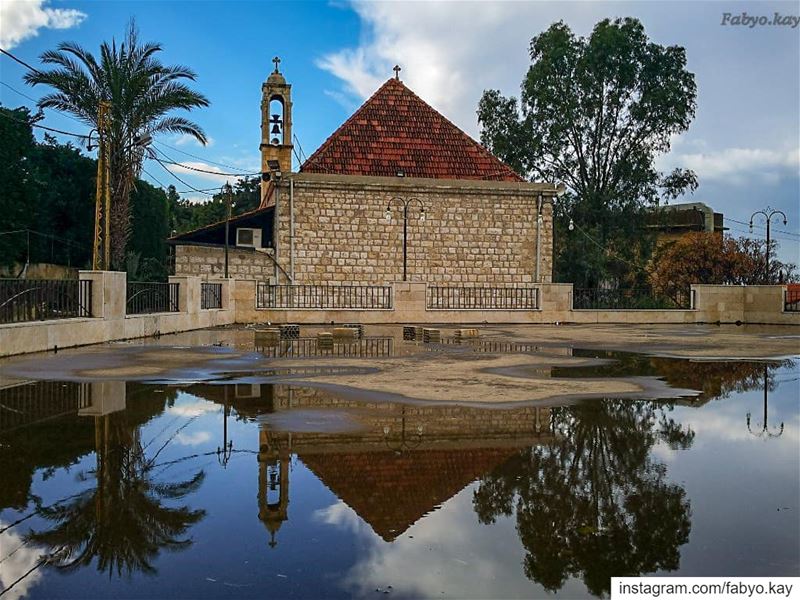  sunday libanon dbayeh church reflection naturelovers prayers  winter... (Dbayeh)