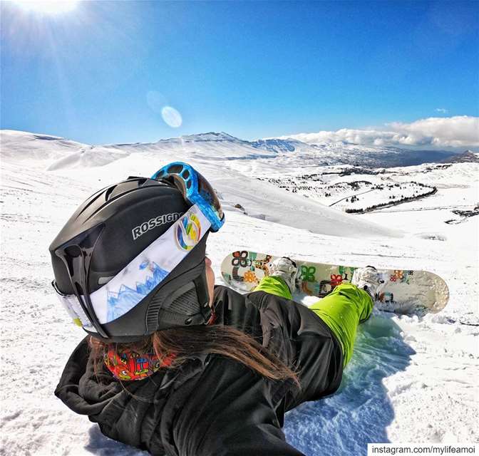 Sunny days☀️ ••••• MyLifeAMoi  snowboard  lebanon  sport  snow  gopro... (Bcharre El Arez بشري الأرز)