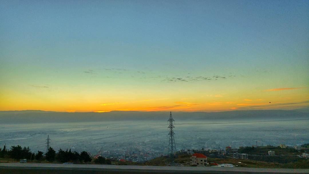 Sunrise from chtaura ❤..... lebanoninstagram  chtaura  lebanon_hdr ... (Chtaura)