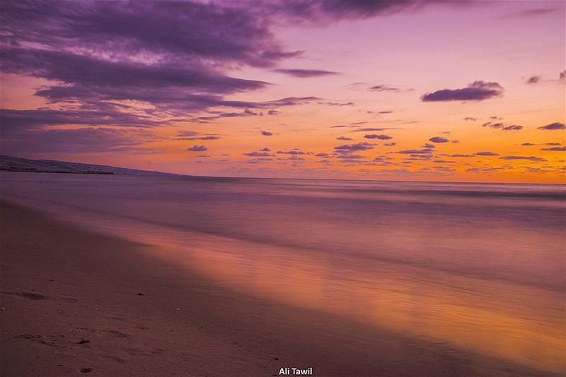 🌅 sunset  dusk  beautiful  beach  sea  sunsetsky  sunset_ig  november ... (Ramlat Al Bayda', Beyrouth, Lebanon)