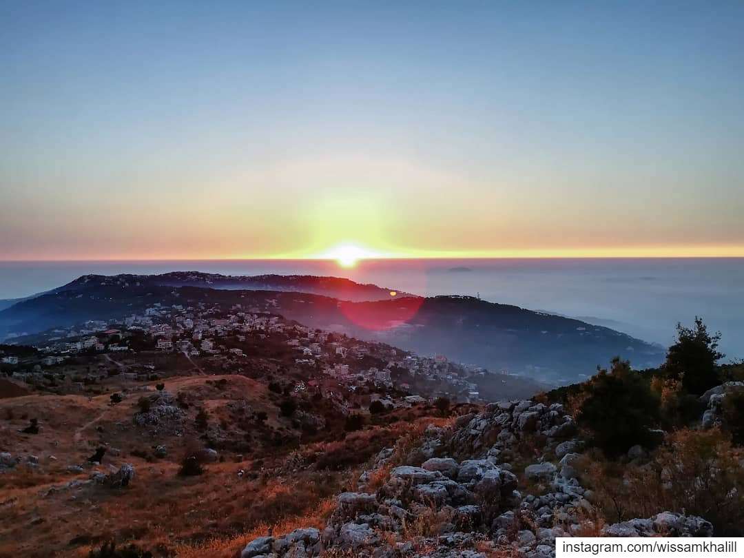 Sunset in my country 🇱🇧🌄 lebanon  lebanonlovers  sunset ... (Lebanon)