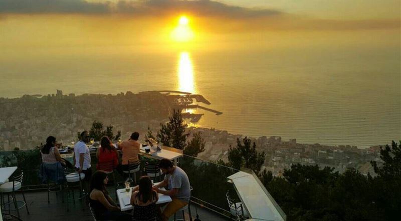 Sunset Sundays 🌅@theterrace_lebanon FloatingBar  BeautifulSunsets ... (The Terrace - Restaurant & Bar Lounge)