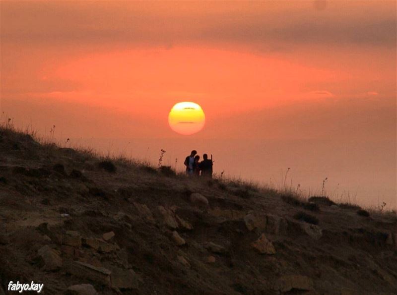  sunset sunsetlovers sunsetporn me ig_lebanon ig_captures igdaily sol... (Chebâniyé, Mont-Liban, Lebanon)