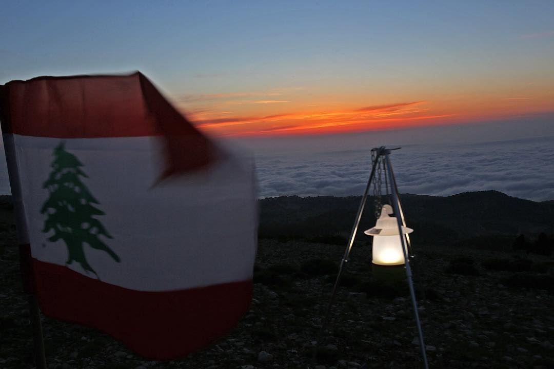  sunset  swaki  miziara  flag  lebanon   sunset  sunrise  sun  socialenvy ...