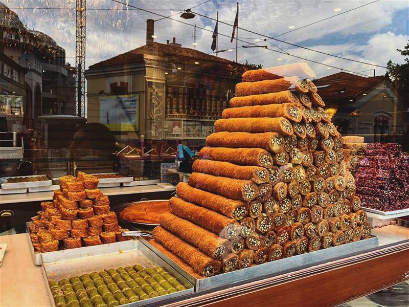 Sweets and streets 🍭.... turkey  lebanon  istanbul  beirut  follow ... (Istanbul, Turkey)