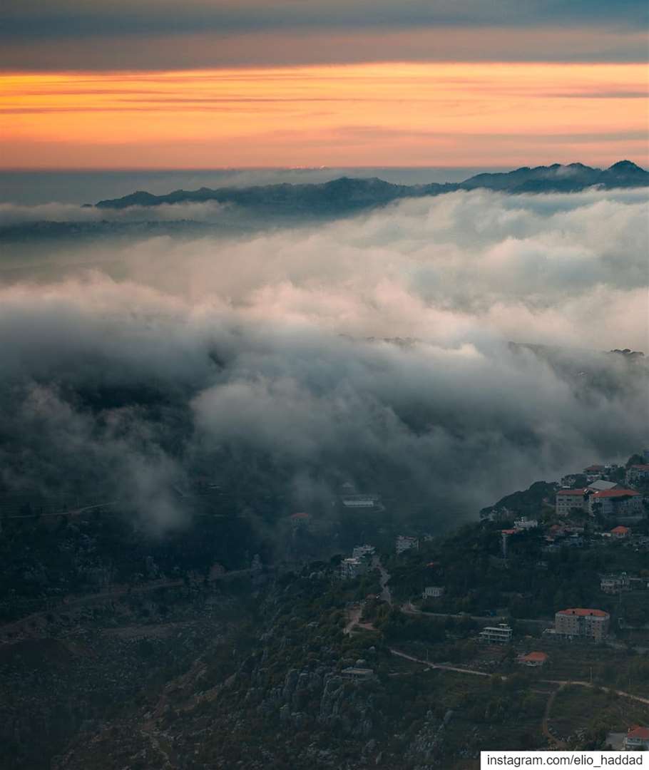Swipe 👉 🌊  TSUNAMI Lebanon 🇱🇧  Sannin  Zaarour   mountains  sunset ... (Zaarour Mountain)