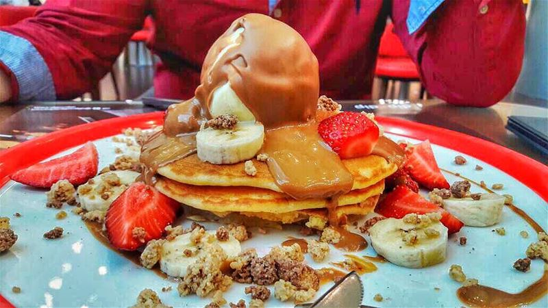 Tag Your Favorite person to have these mouthwatering pancakes with 🥞 ✨❤️🙌