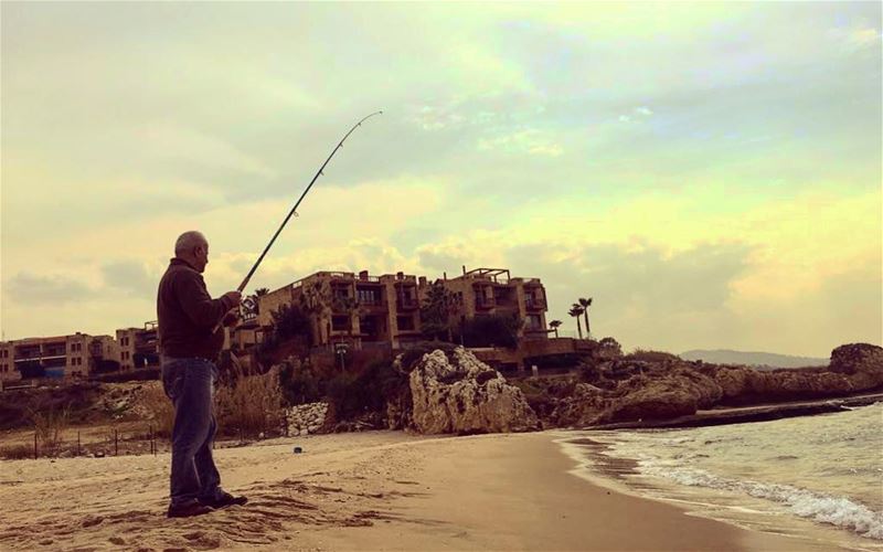 That's what makes Lebanon unique and pretty, even in winter, fishing is... (Byblos - Jbeil)