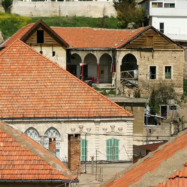 The beautiful historical houses of Zahleh 🏘❤----------------------------- (Zahlé, Lebanon)