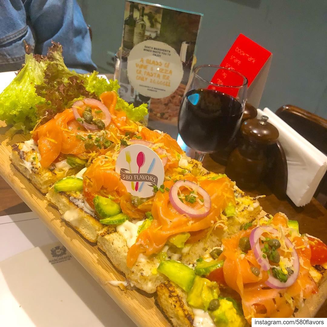 The best Salmon bruschetta 😋😋 tasty appetizer at @margheritapizzeria ❤️ ... (Margherita Pizzeria)