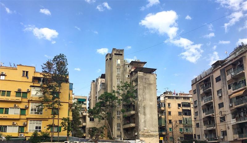 the bigger picture 🌿••• ihavethisthingwithbeirut  urban ... (Beirut, Lebanon)