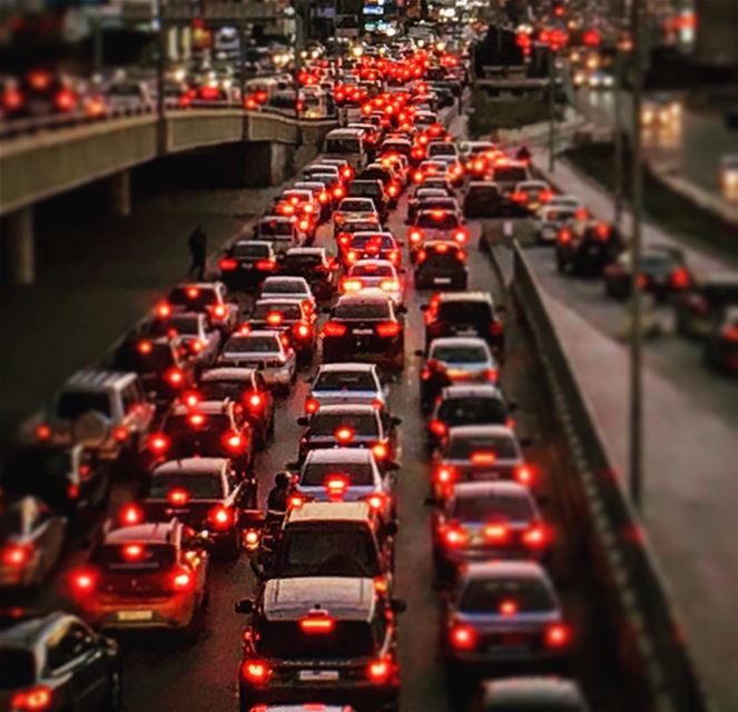 The crowd of a city! 🚘🚔🚖(Photo credit : Yussouf Khaizaran) ... (Traffic Jam)