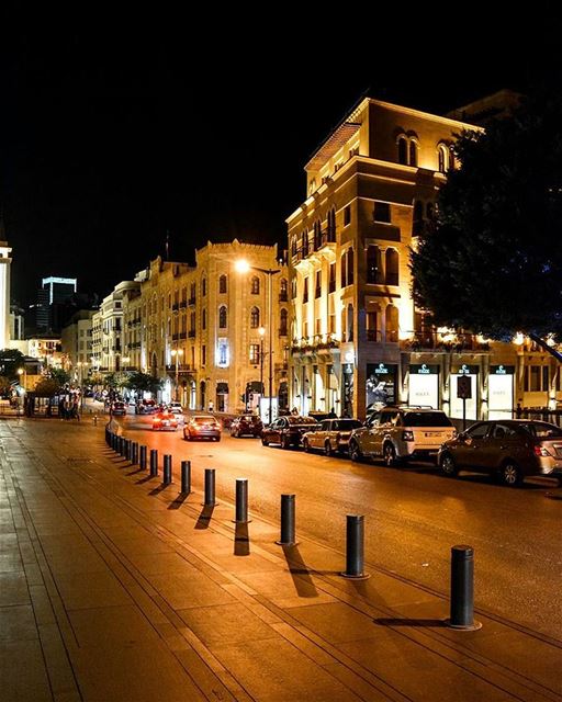 The Downtown of Beirut at 🌙. Good evening all ! ...... ig_lebanon ... (DownTown, Beirut)