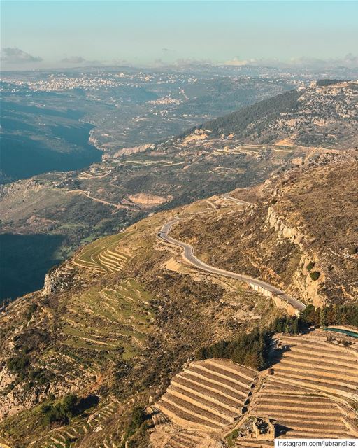 The early morning hikes are always the best, specially if you get a view... (Jezzîne, Al Janub, Lebanon)