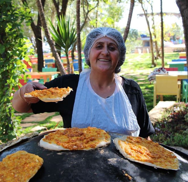 The garden, the saj, the lady's smile... Good morning from Beit El...