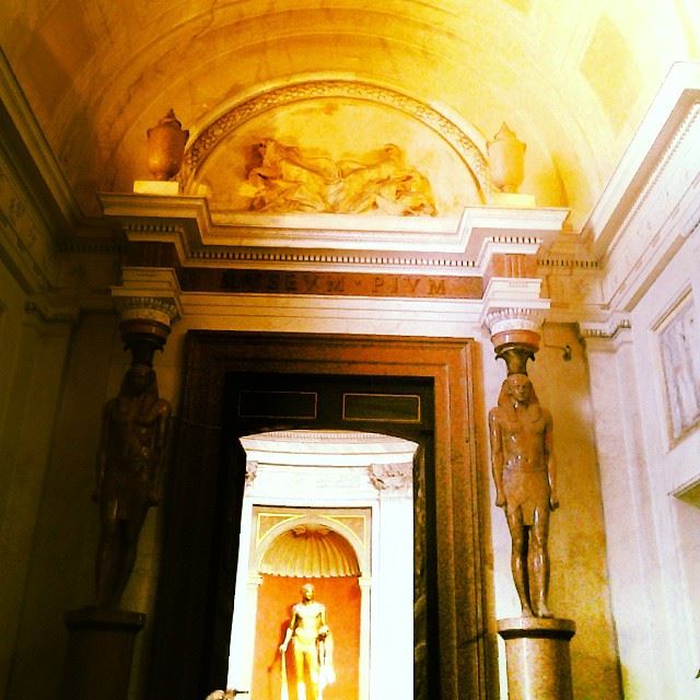 The golden  Hercules! Vatican  museum  Musi  History  greek  Greece  old...