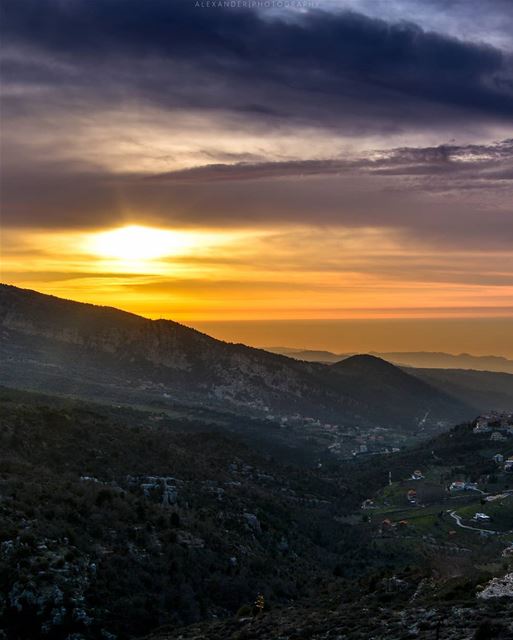 The Golden Hour | somewhere between Bcharre and Amioun, North of Lebanon ... (Beït Menzer, Liban-Nord, Lebanon)
