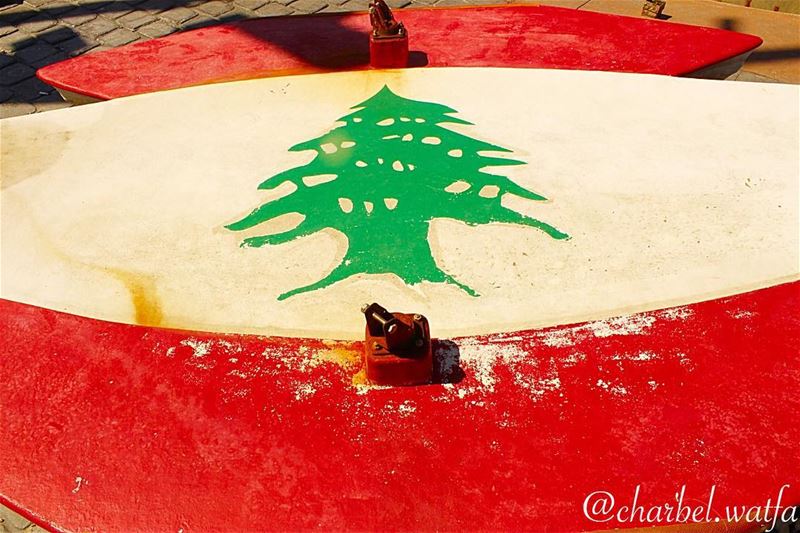 The  Lebanese  flag on a  kayak  board Lebanon  lebanon_hdr  lebanonmania...