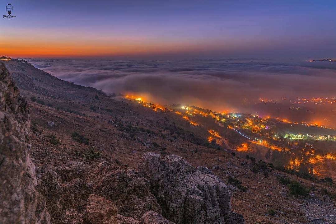 The magical foggy  sunset from @livelovesawfar @livelovefalougha @liveloveh (Sawfar, Mont-Liban, Lebanon)