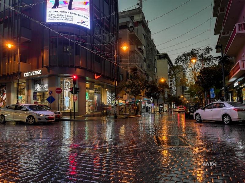 The nicest thing about the rain is that it always stops. Eventually rainy... (Hamra, Beyrouth, Lebanon)