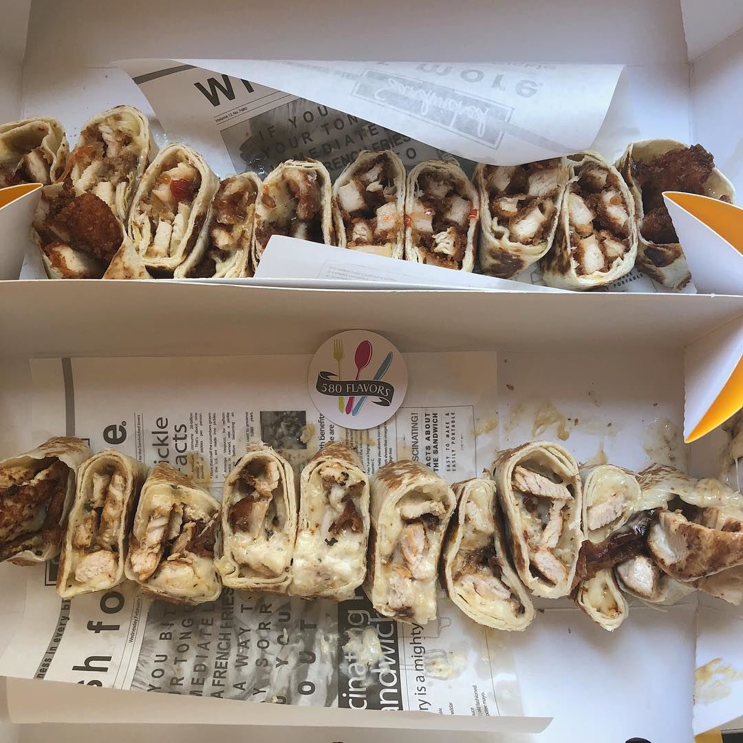 The perfect sandwich chicken rolls 😍😍👌👌 @sandwichediner  gemayzeh...