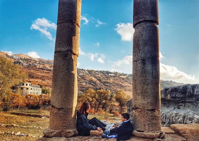 The real meaning of  qualitytime 👫 octobervibes  autumncolors........ (Ruins Faqra Kfardebian)