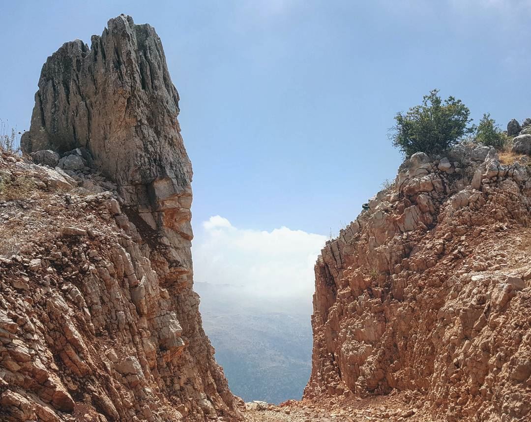 The Sky Gate ☁️Can you spot the gatekeeper?... rockymountains  summer... (Mount Lebanon Governorate)