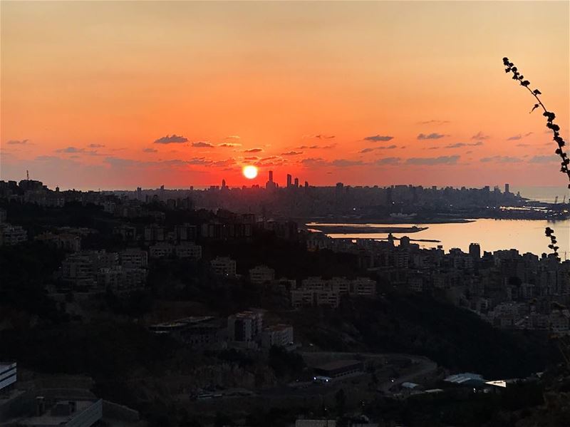 ~ The  sunset over the  BeirutSkyline ~____________________________... (Er Râbié, Mont-Liban, Lebanon)