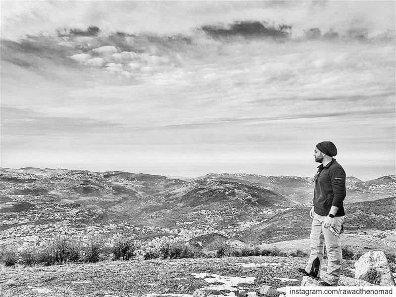The view is stunning even in black and white .... lebanon  mylebanon ... (Tannourine Mountain View)