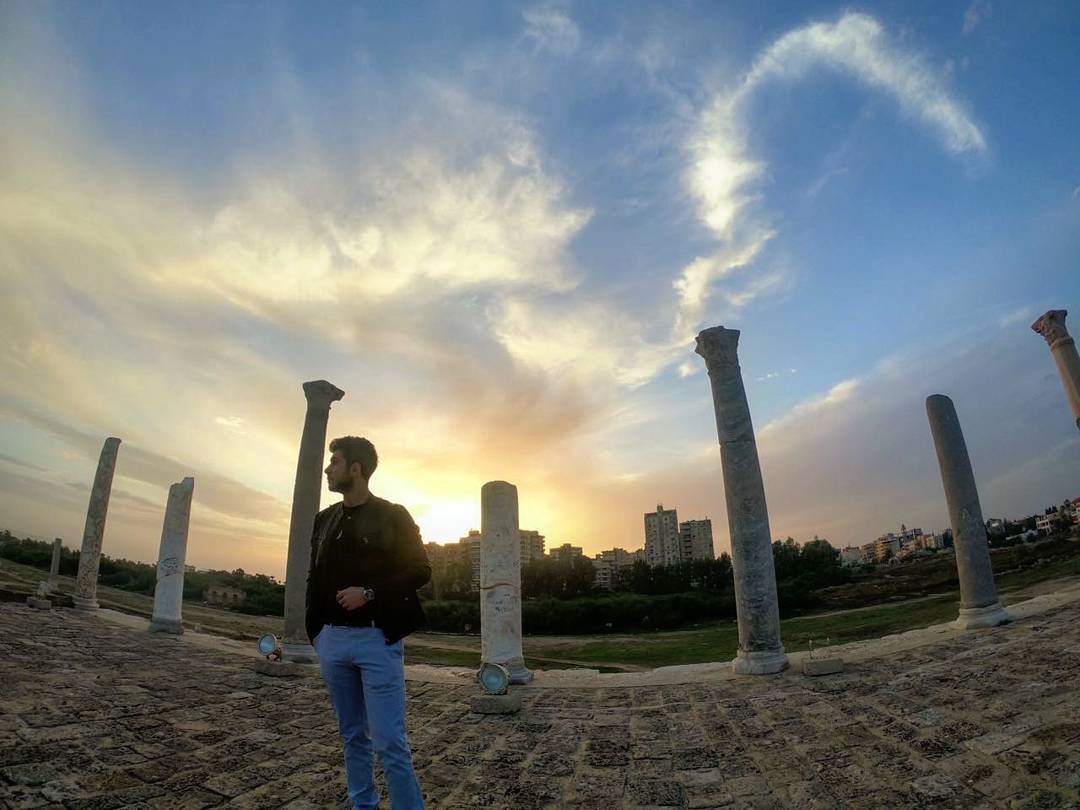 There is much more to these pillars than ancient ruins. 🏛  gopro  goprome... (Tyre, Lebanon)