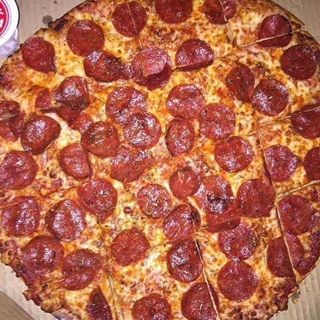 Thin Crust Pepperoni Pizza 🍕🍕Domino's ❤️😍 What are you having for lunch today?  (Domino's Pizza)