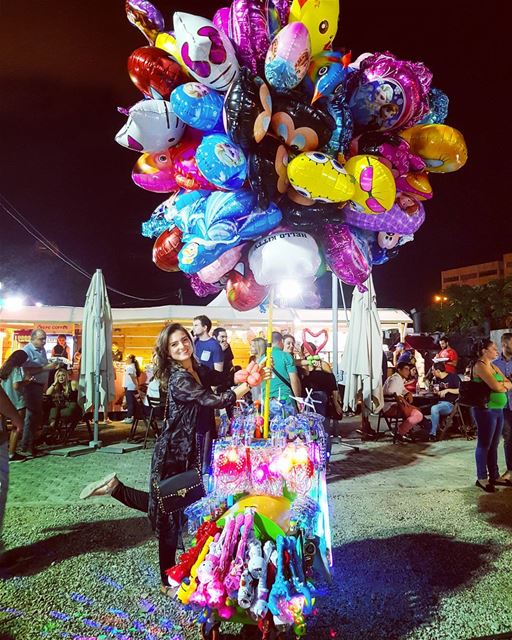 This balloon stand at the @beirutrestaurantsfestival was so cute I simply... (Trainstation Mar Mikhaël)
